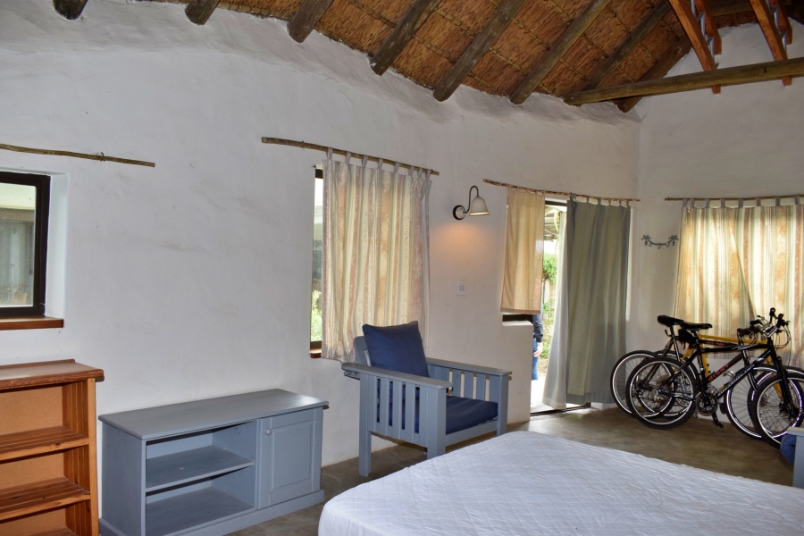 6 Bedroom Property for Sale in Suiderstrand Western Cape